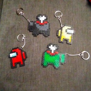 Selling Among us keychains